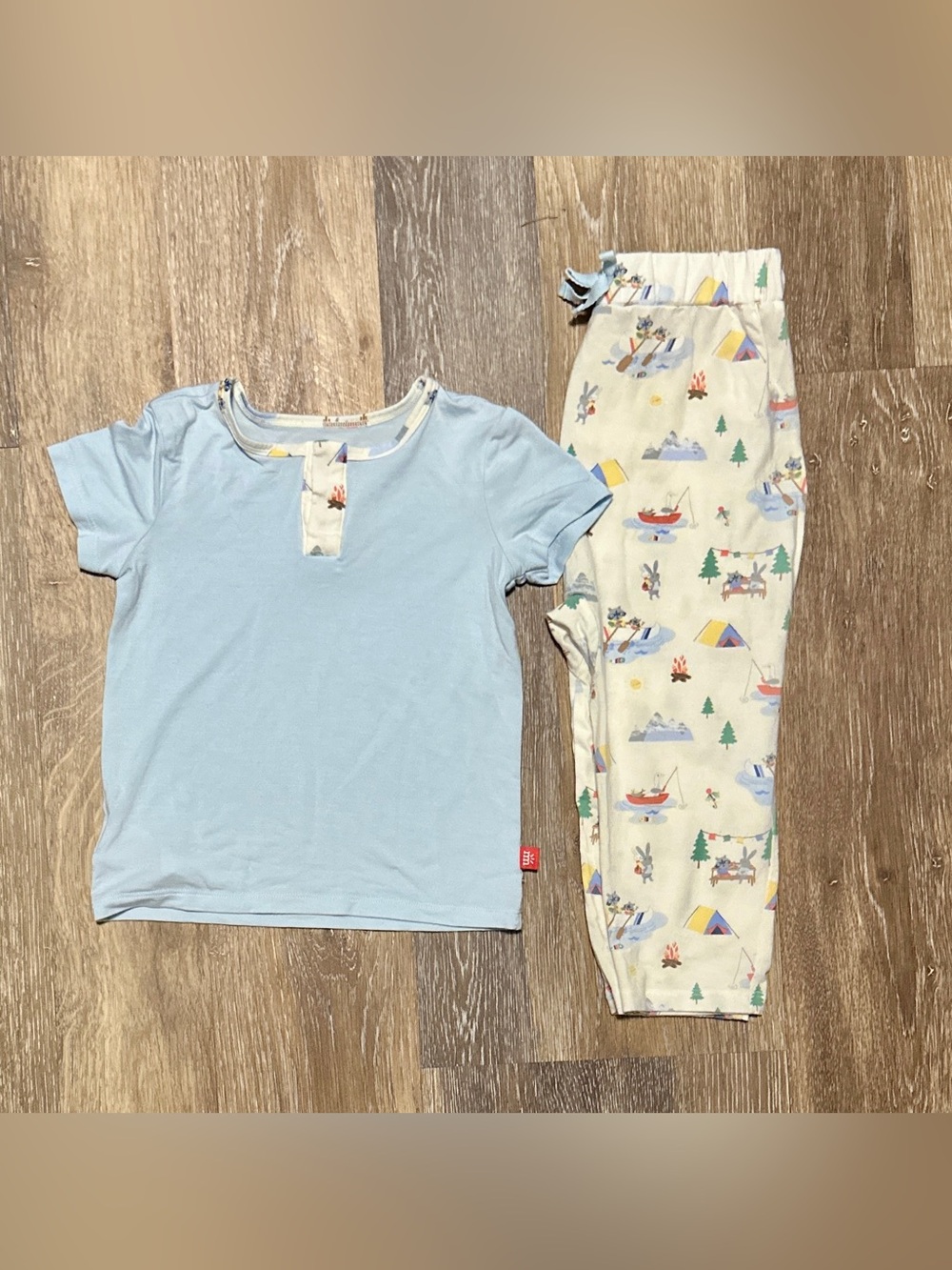LIKE NEW Magnetic Me Lake You A Lot Modal Short Sleeve and Pant Set - Picture 2 of 8